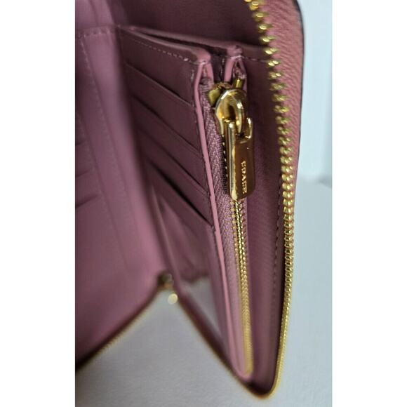 Coach Medium ID Zip Around Wallet Pink/Rose Pebble Leather - Picture 7 of 9